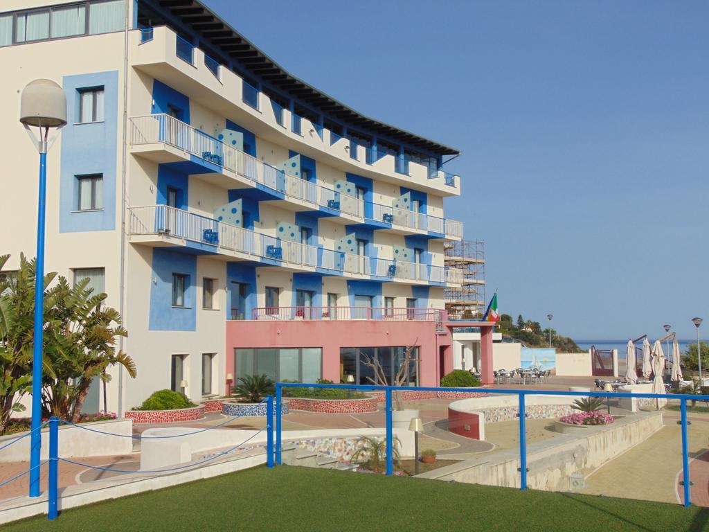 Tus'Hotel Castel di Tusa Zewnętrze zdjęcie