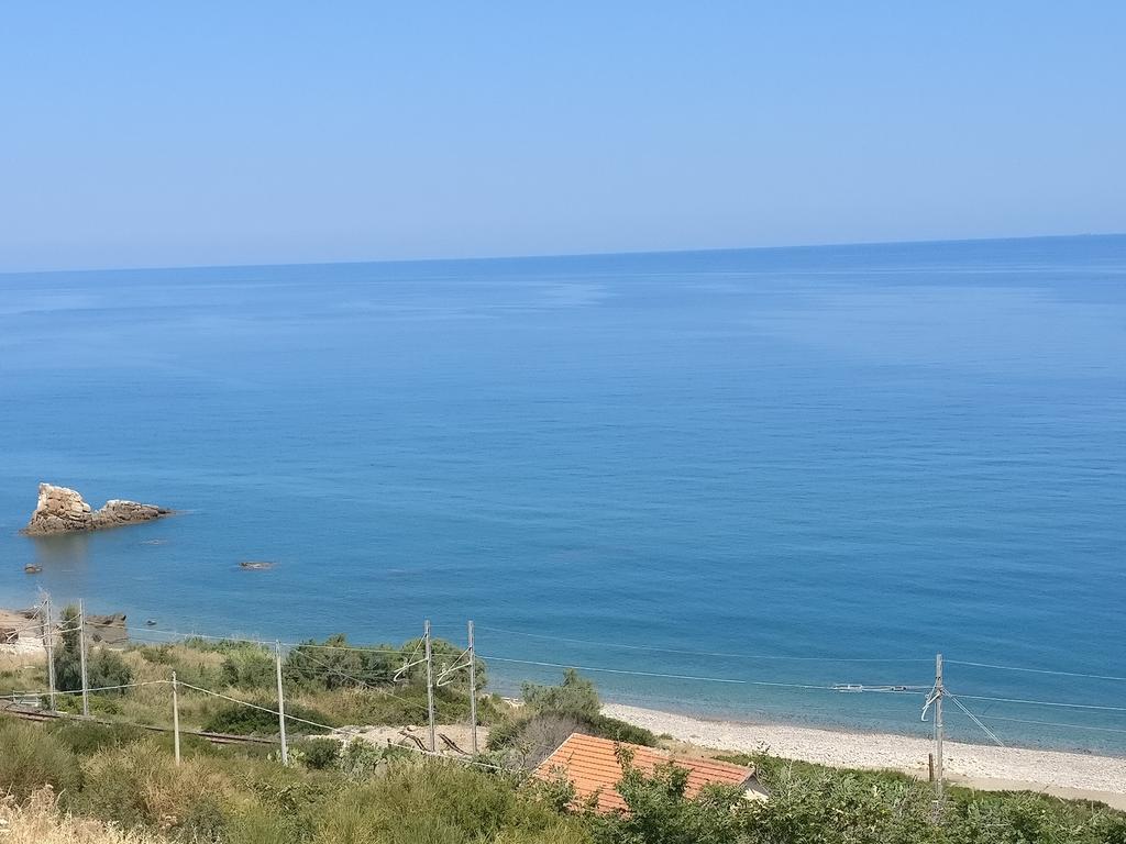Tus'Hotel Castel di Tusa Zewnętrze zdjęcie