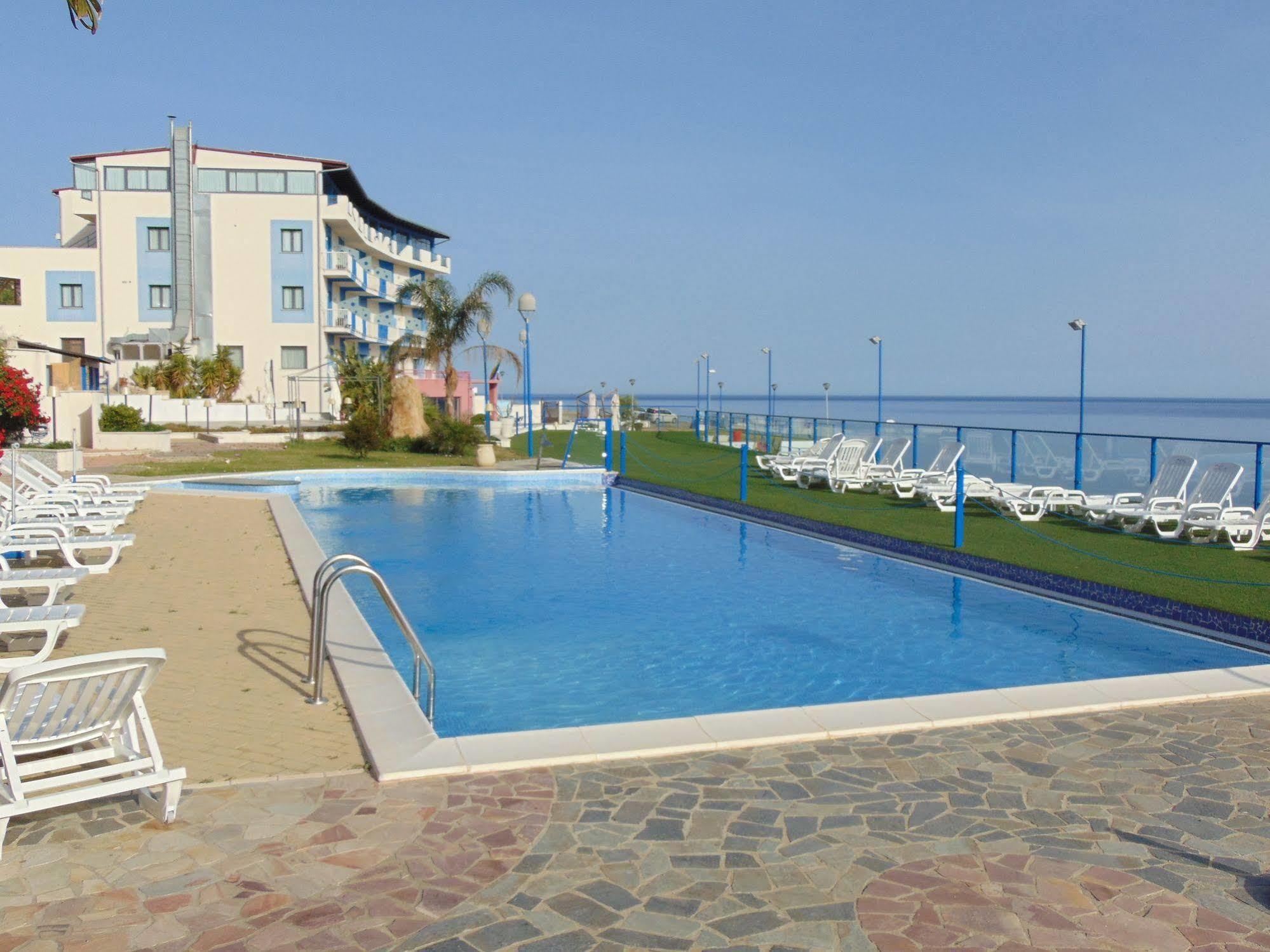 Tus'Hotel Castel di Tusa Zewnętrze zdjęcie